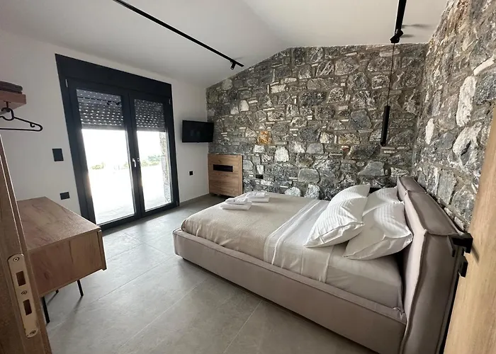 Windmills & The Villas-aiolos L Vatheia